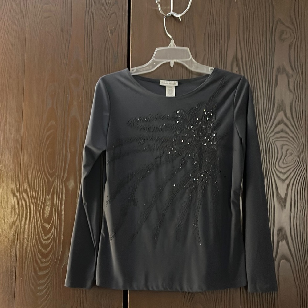Bleeker & McDougal long sleeved dark gray top with beads and bling. Size Small.